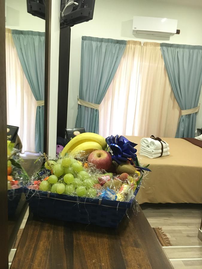Mercury Room&breakfast Bed & Breakfast Napoli